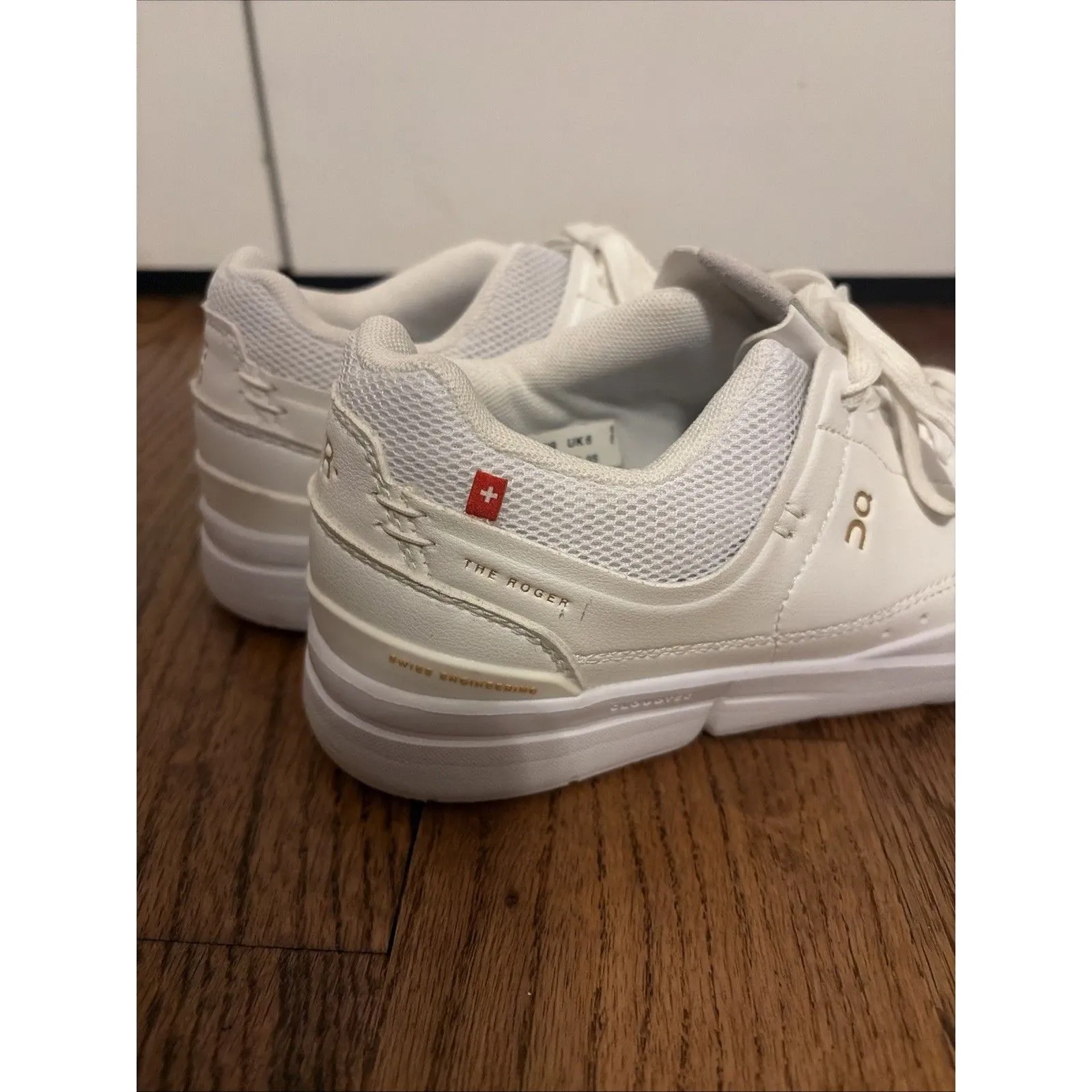 on THE ROGER Center Court Cloudtec Sneaker Shoes 48.99437 Women’s Size 8 White - Image 9