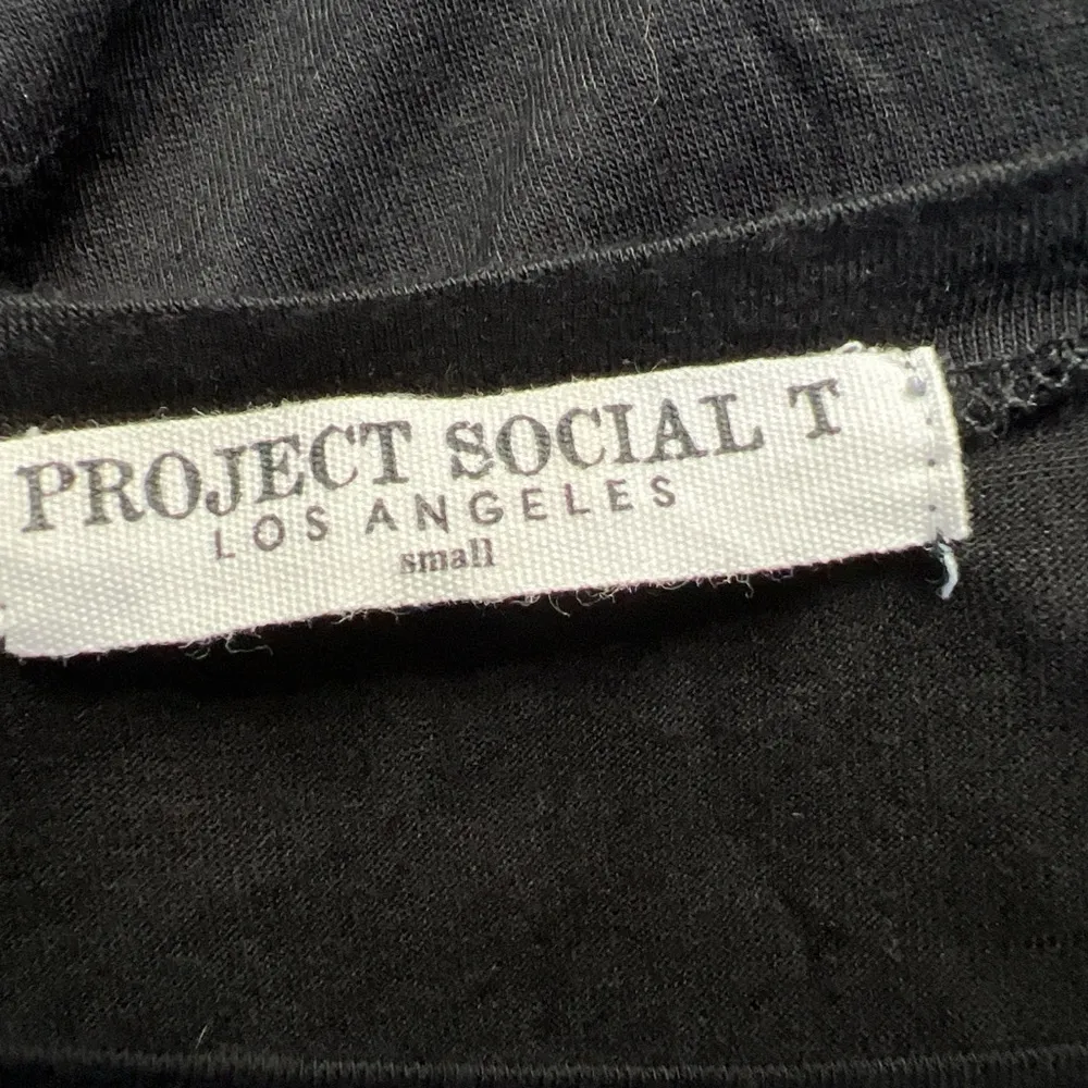 Project Social T‎ Golden Sun Graphic Cold Shoulder T Shirt - Image 6