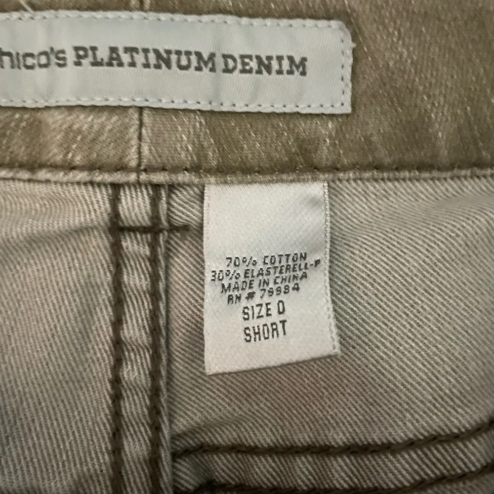 Trendy Size 0S Chicos Platinum Denim In A‎ Earthy Green Wash - Image 4