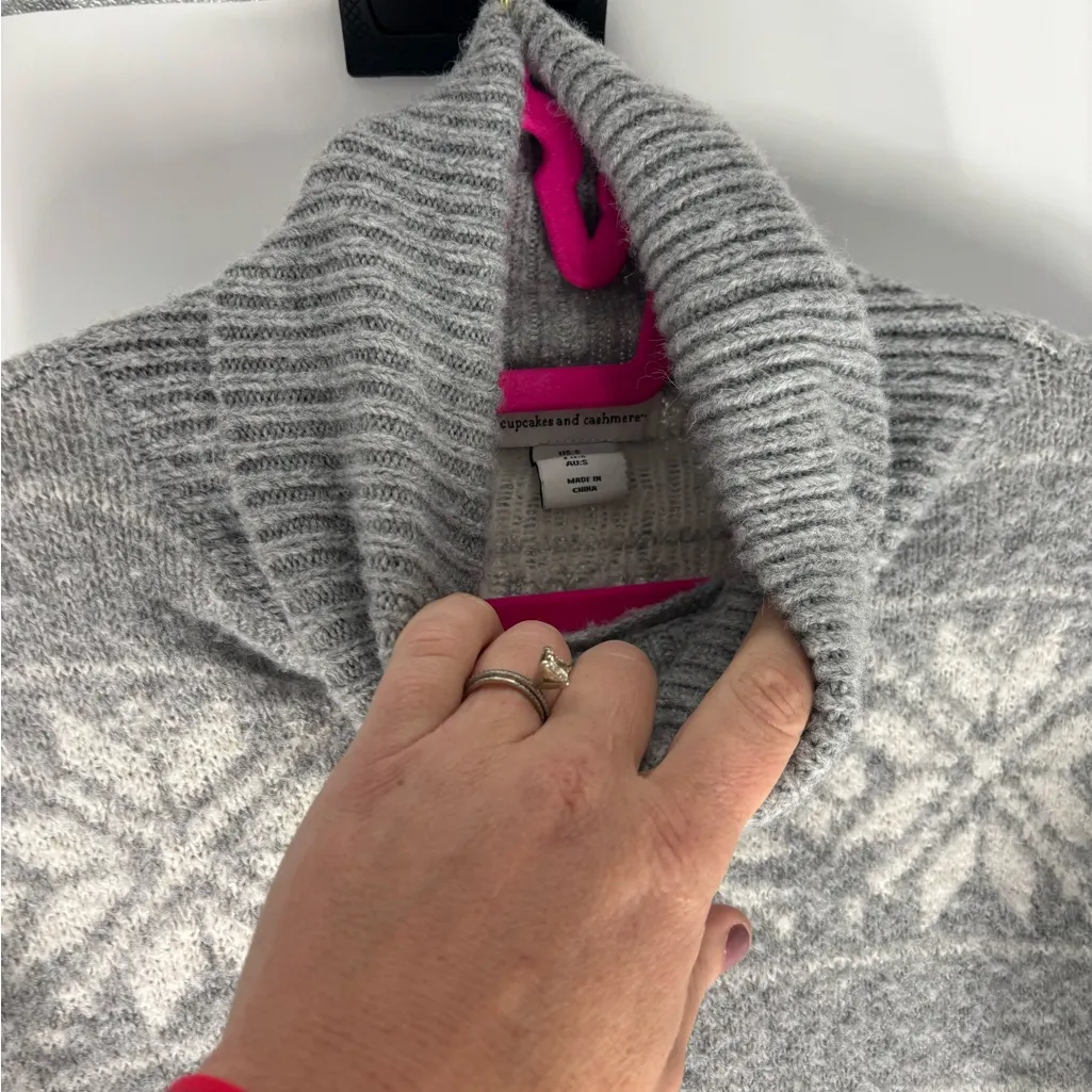 Cupcakes & Cashmere Super Soft Snowflake Sweater Gray - Image 3