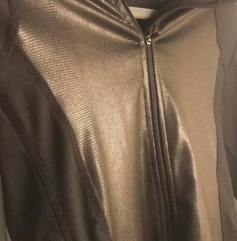 Black Yoga Jacket - Image 3