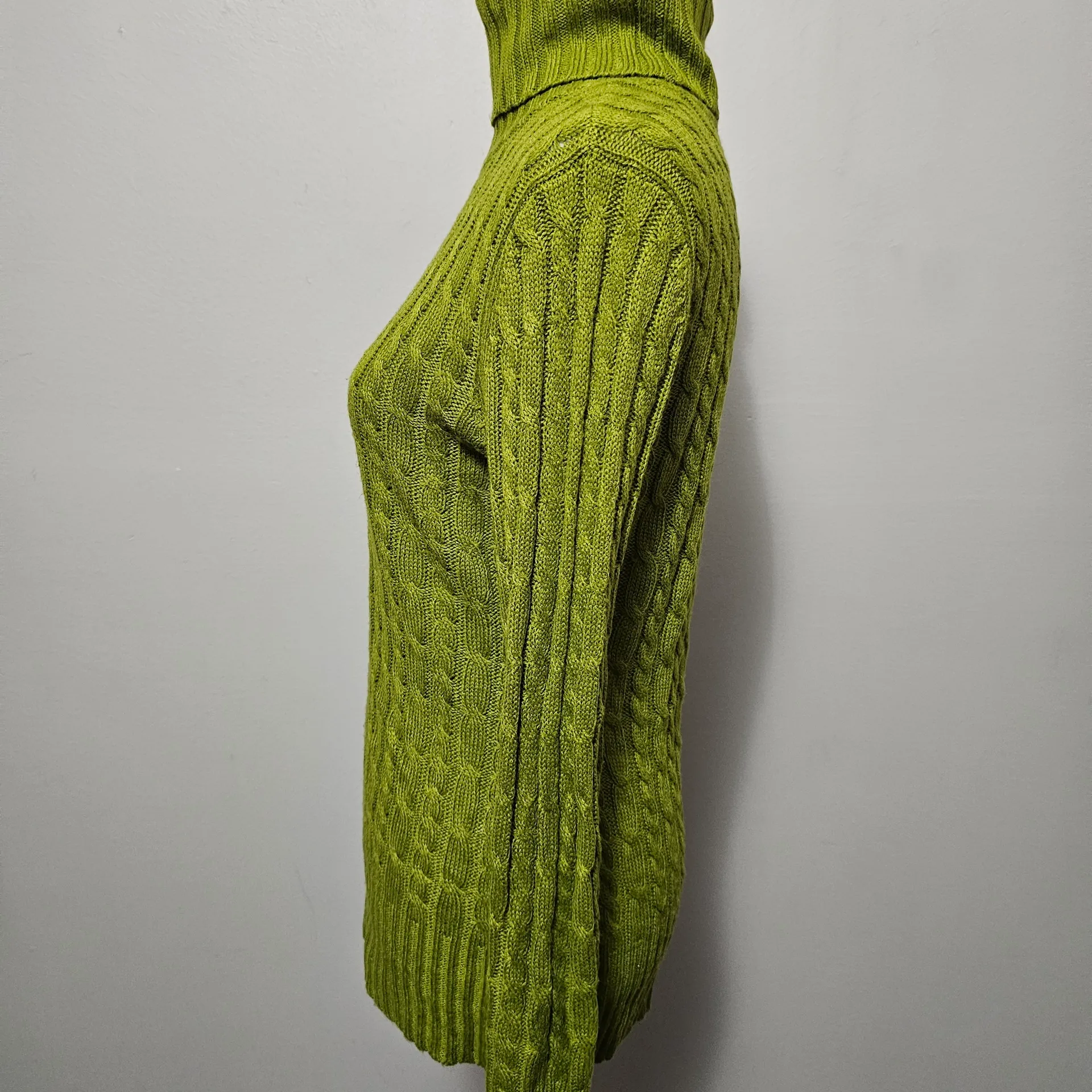 Talbots Lime Green Cable Knit Turtleneck Sweater Medium Preppy Wardrobe Staple - Image 3