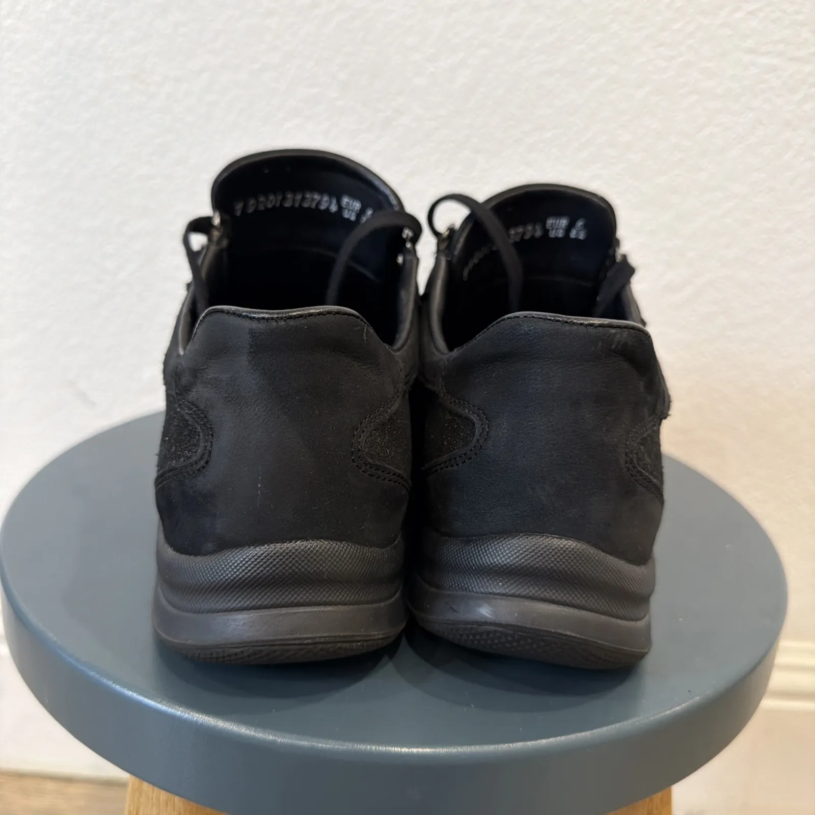 Mephisto Mobils Liria Women's Ergonomic Sneakers 8.5 Black Suede And Gunmetal - Image 3