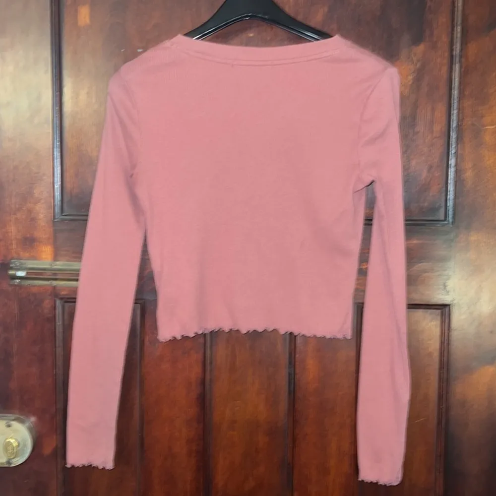 Forever 21 Pink Long Sleeve Woman’s Medium - Image 3