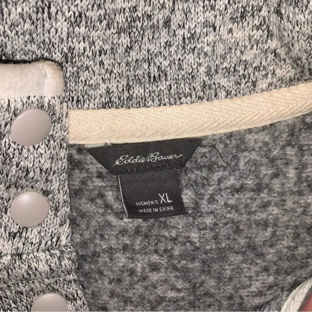 Eddie Bauer  pullover - Image 2