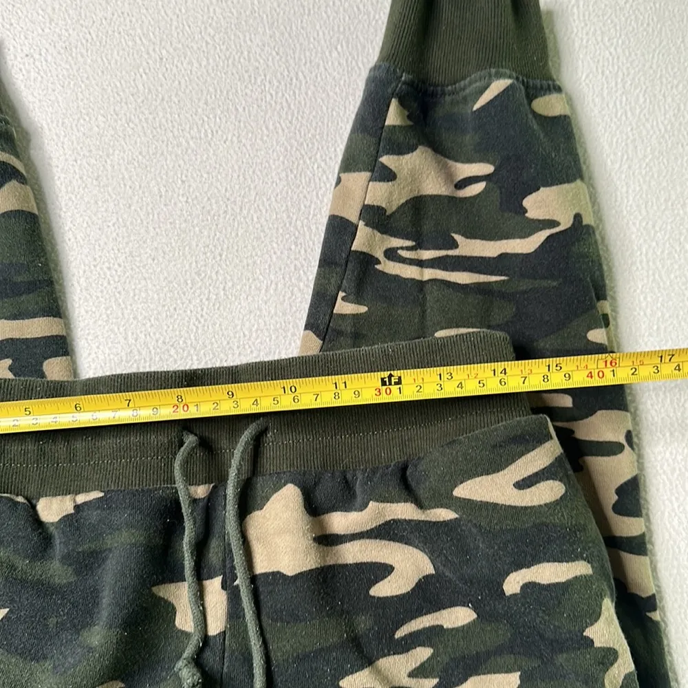 True Religion  Women's Core Printed Camo Joggers - Image 6