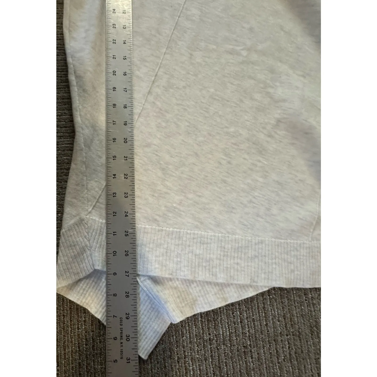 Verve Ami Sweater Asymmetrical Hem Long Sleeves Womens Size Medium Light Gray - Image 7