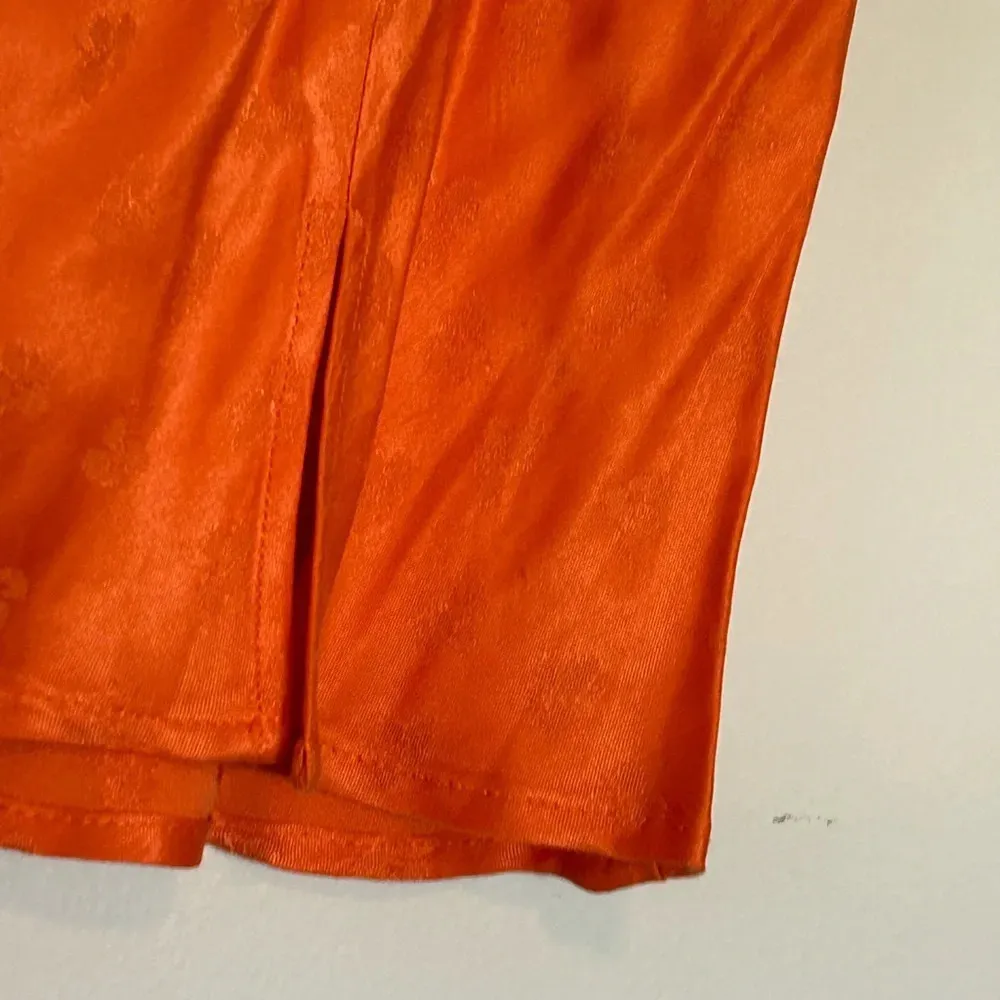 Zara orange satin mini skirt sz XS - Image 3