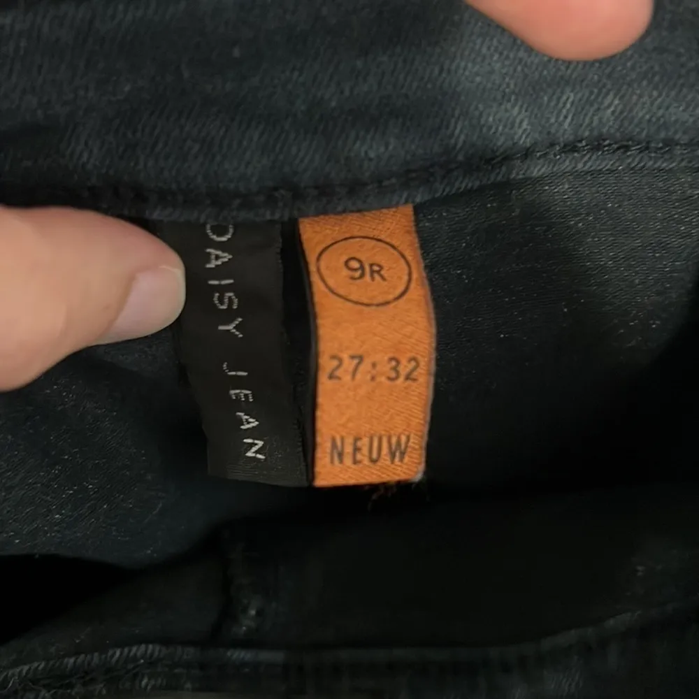 NEUW Daisy Pants Black Size 27 - Image 10