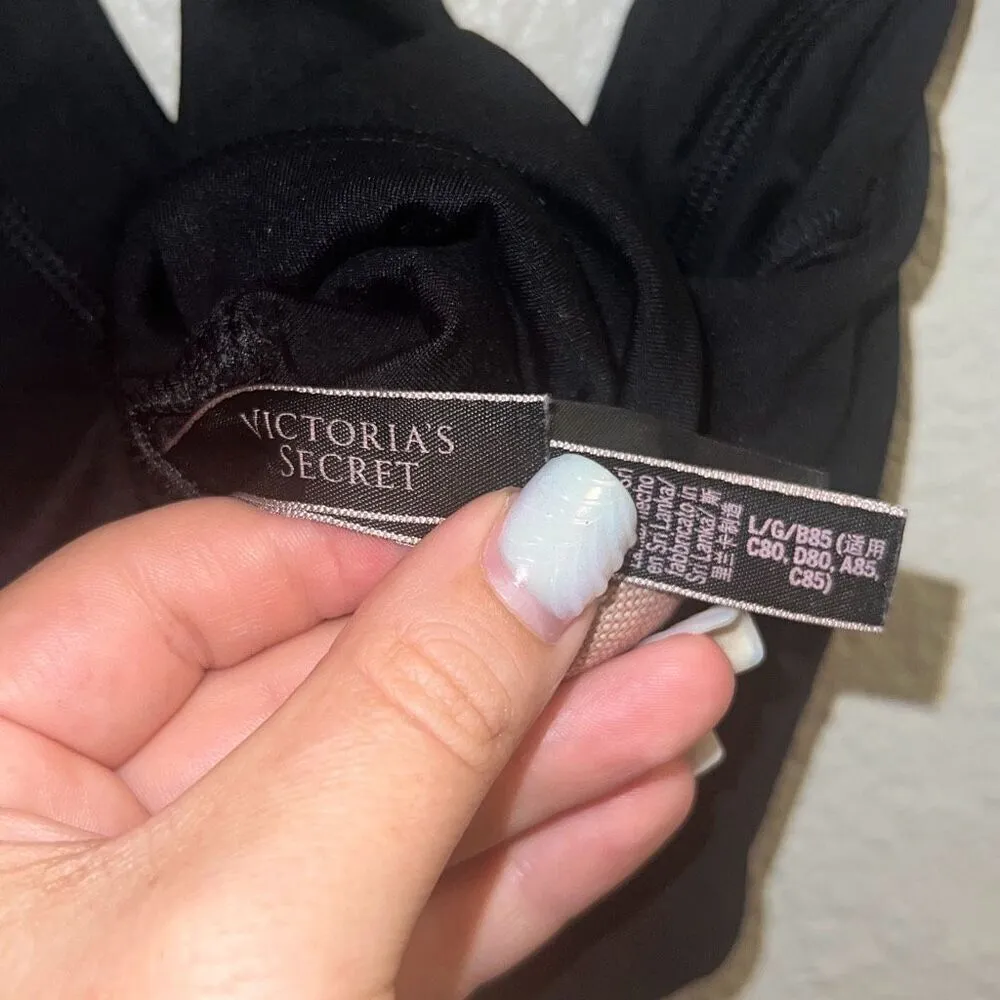 ✨Victoria’s Secret Twist Front Black Sz Large Sport Bra✨ - Image 8