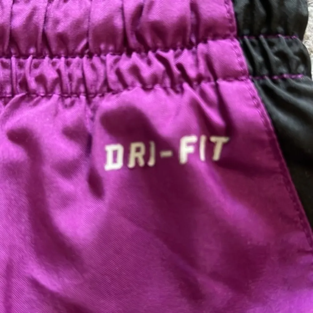 Nike Dri-Fit Purple Running Biker Shorts Compression Shorts Size Med GUC #4779 - Image 8