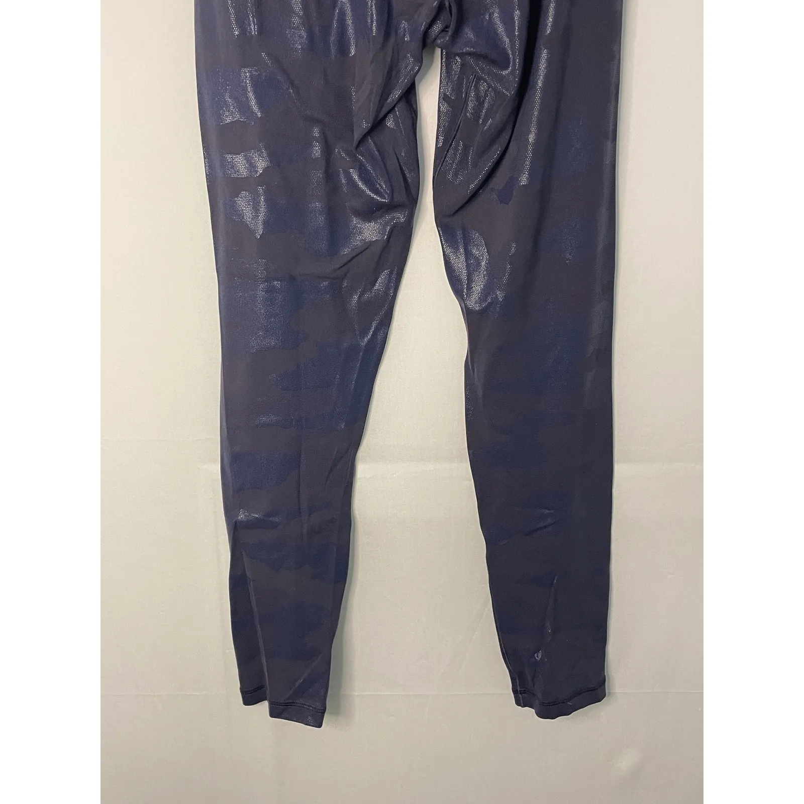 Aerie OFFLINE Real Me Hi Rise 7/8 Legging Camo Shiny Navy Blue Womens M - Image 8