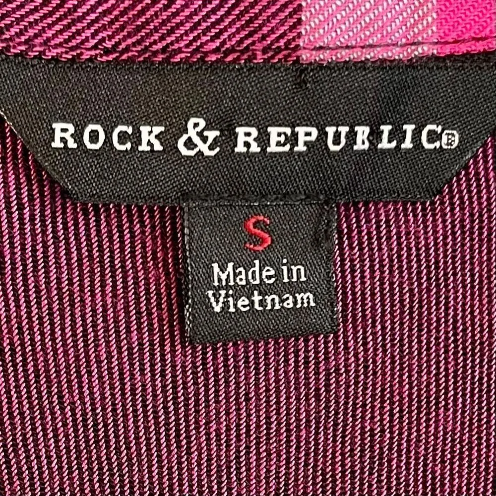 Rock & Republic Pink Black Buffalo Plaid Button Down Small - Image 8