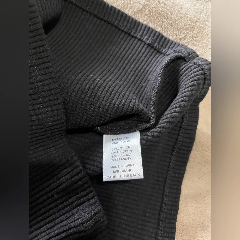 LOVE TREE Black Ribbed Sleeveless Shirt Women’s Tank Top Diamonds Sz M NWOT - Image 5