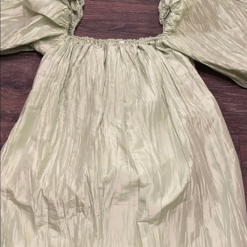 Green Puffy Dress - Image 3