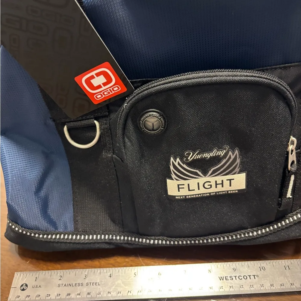 NWT. Yuenling Tote Blue - Image 2