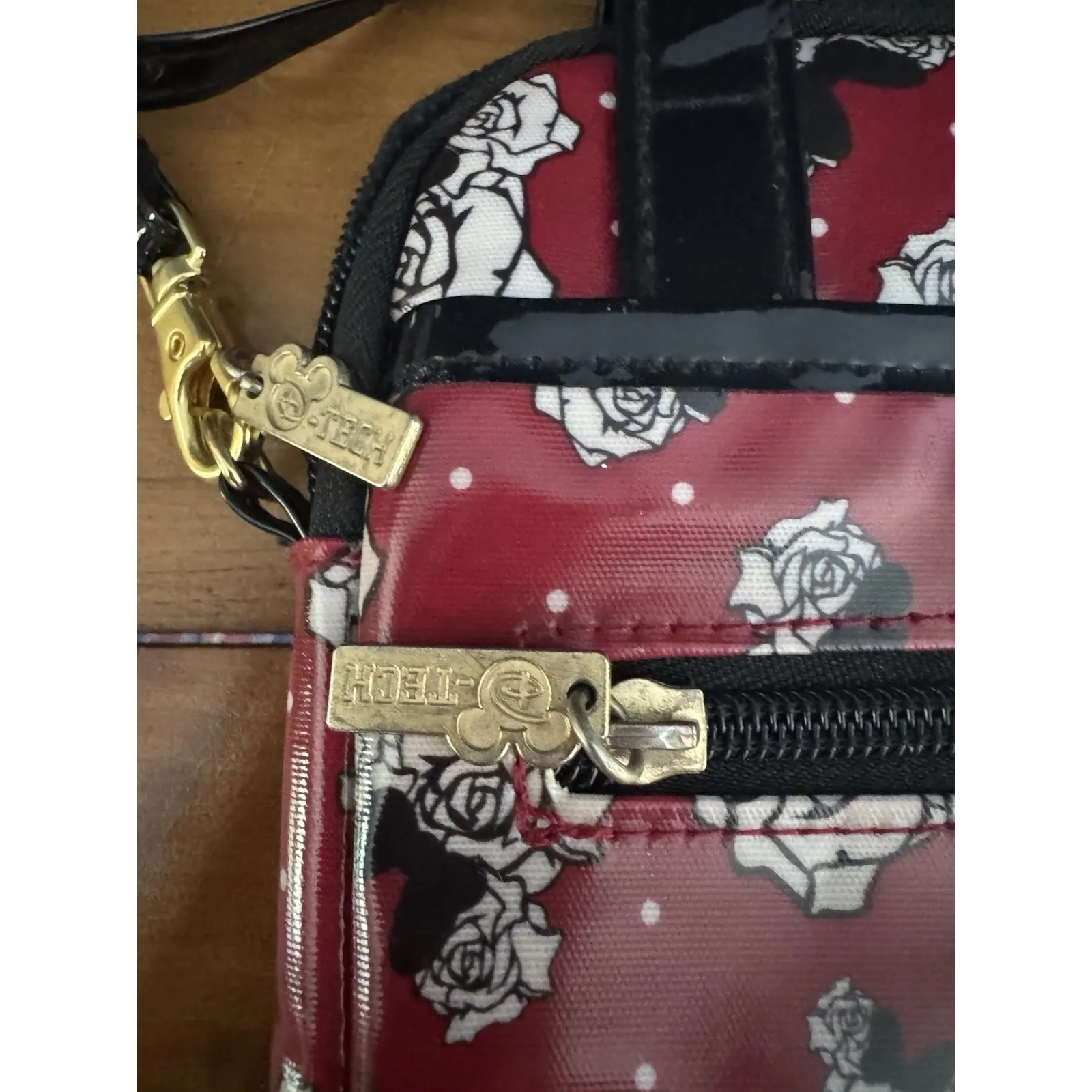 Authentic Original Disney Parks Tablet Case 7x5x5 Red Mini Mouse Flowers‎ - Image 2