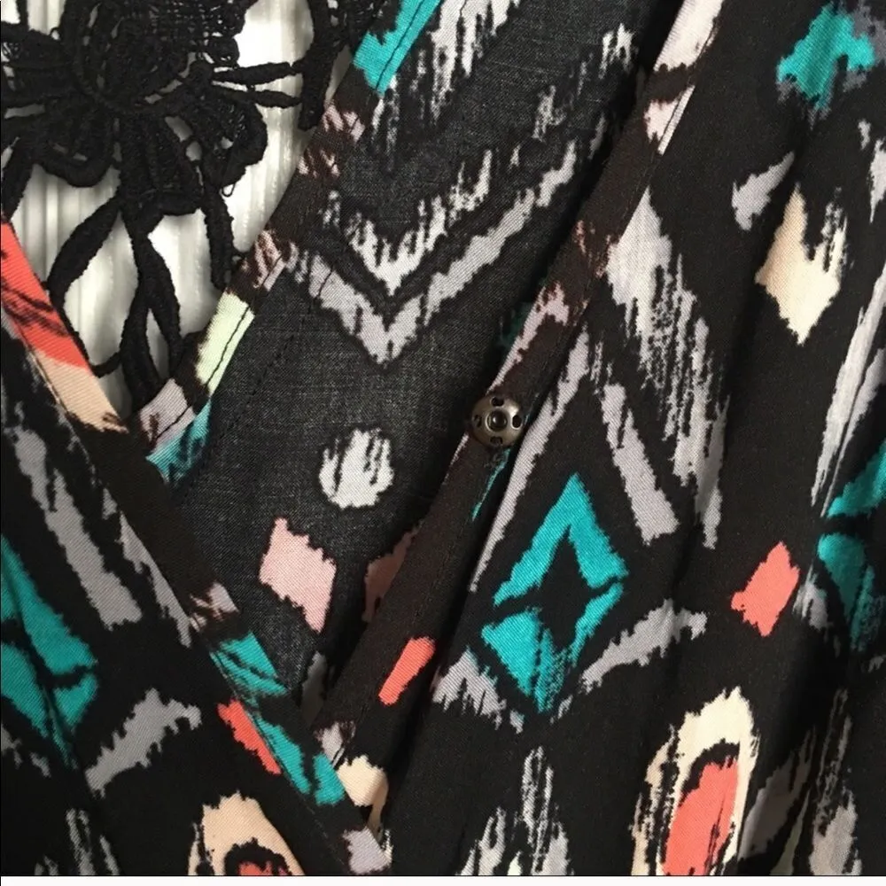 Massini Deep V Lace Back Romper - Image 8