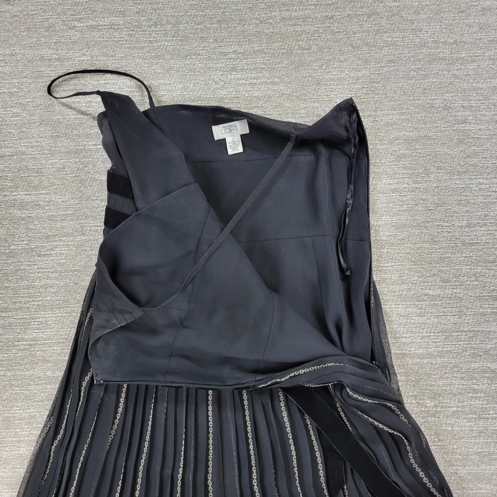 VTG Ann Taylor LOFT Faux Wrap Dress 2 Black Gray Pleated Velvet Trim Coquette - Image 8