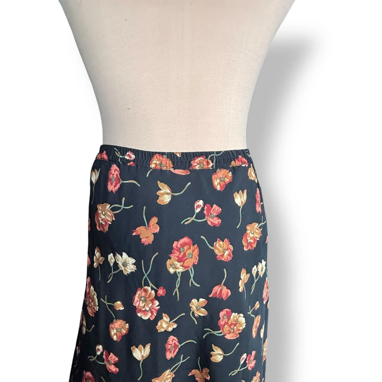 Vintage 90s Halston Black Red Dark Floral Maxi Skirt Side Button Size 12 Fall - Image 2