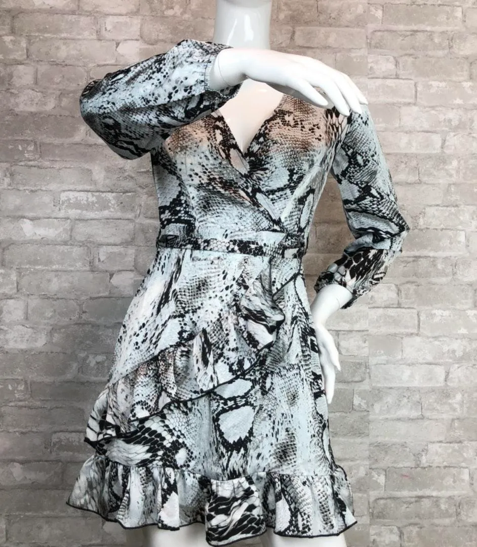 NWT Quiz Snake Print Wrap Dress Multiple Size 4 - Image 2