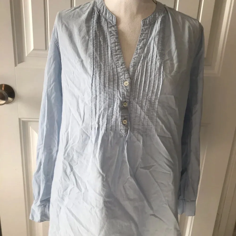 Old Navy Light Blue Long Sleeve Top - Image 3