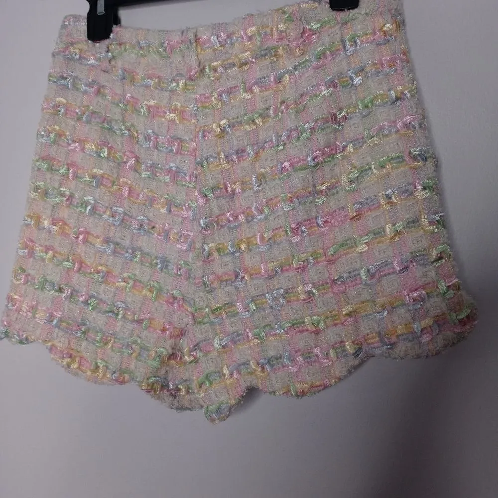 Storia shorts size large - Image 5
