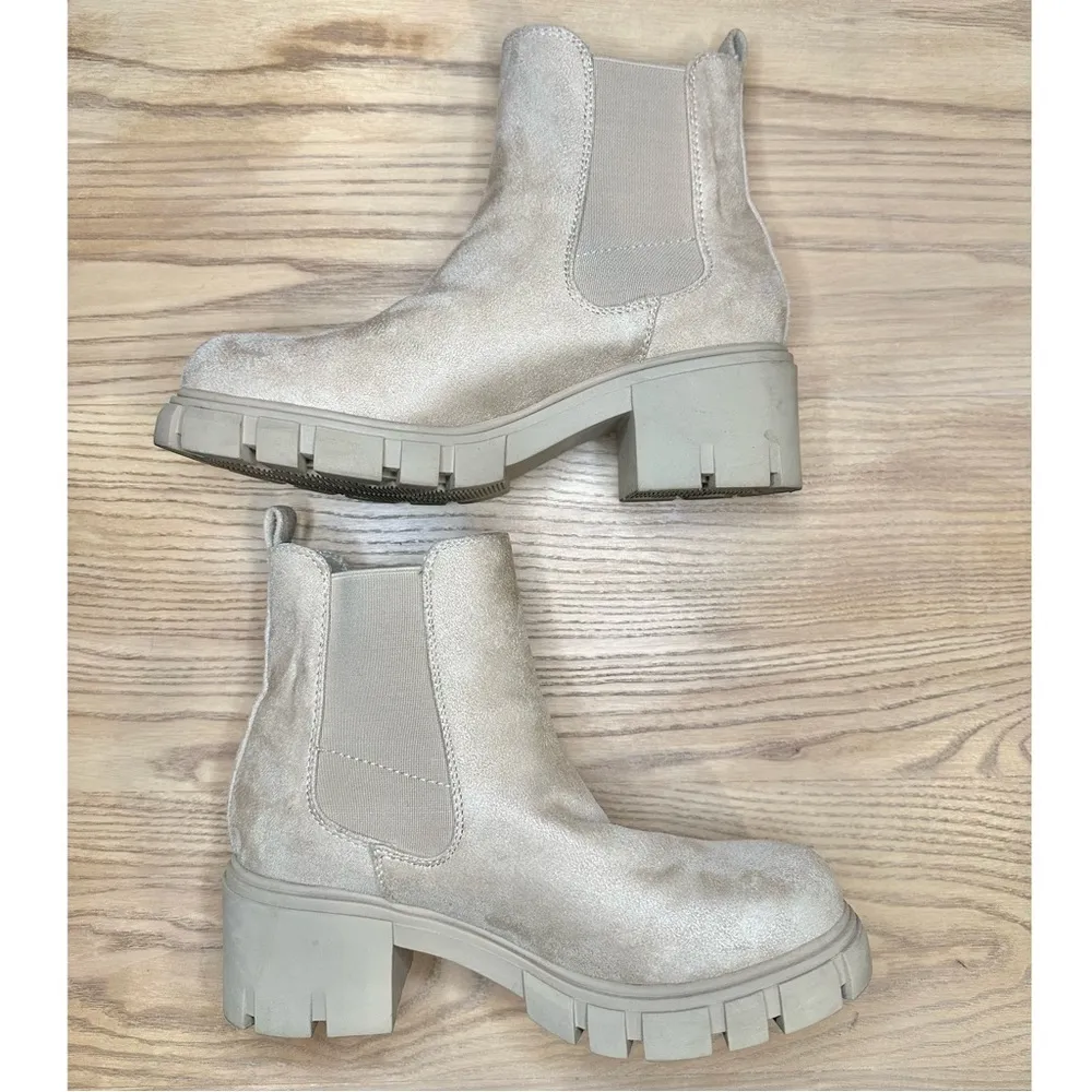 Madden Girl Tessa Faux Suede Tan Chelsea Boots - Image 3