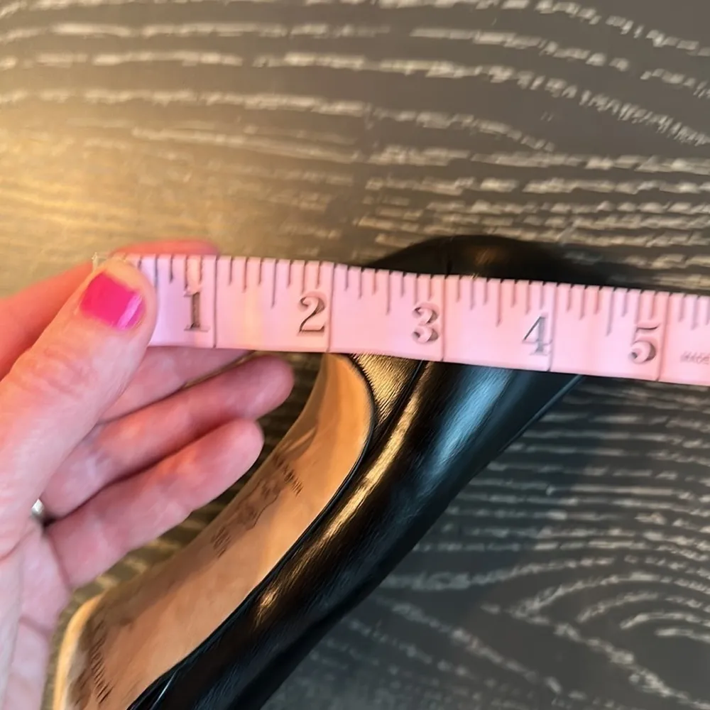 L.K. Bennett Black Leather Pumps. Size 36.5 US 6. - Image 6