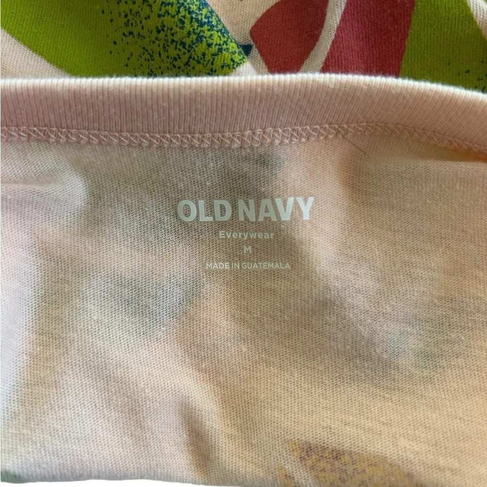 Old Navy Hibiscus Tropical Floral Short Sleeve Tee Shirt - Image 3