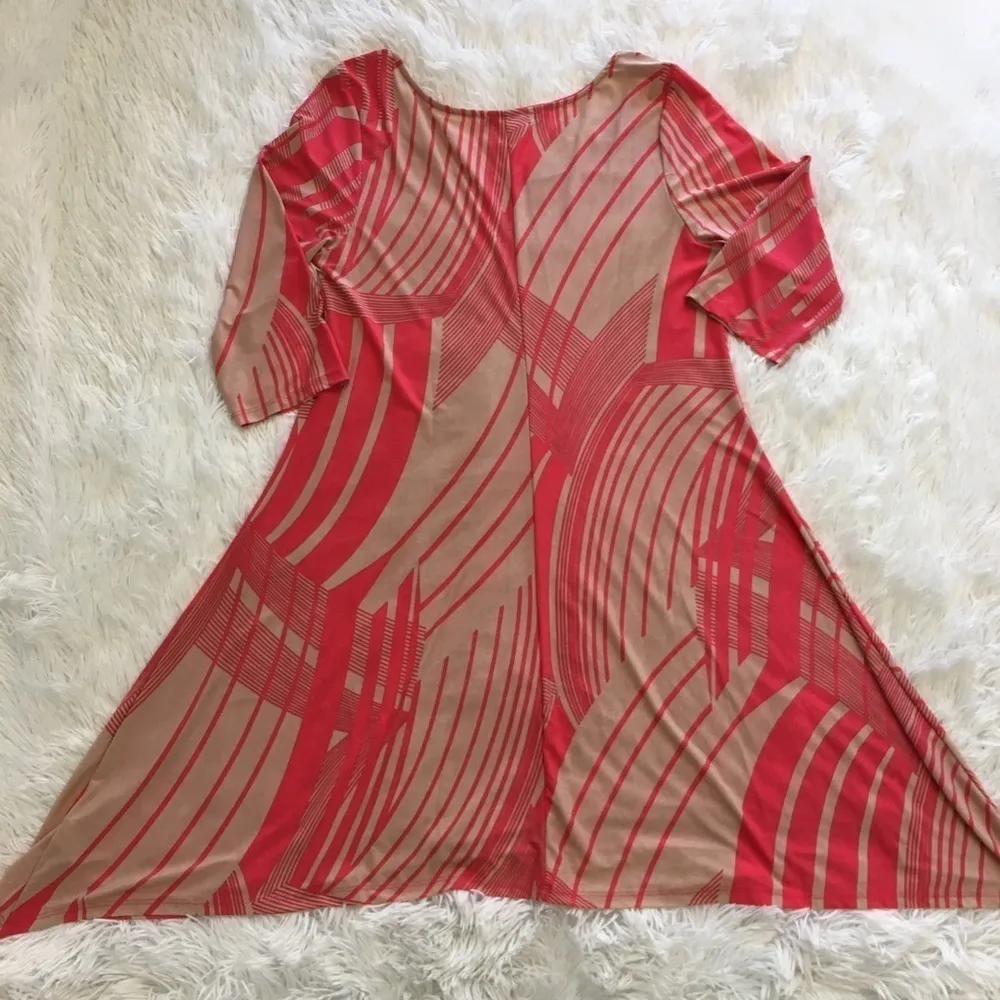 Carrie Allen 3/4 sleeve Asymmetrical dress large - Image 9