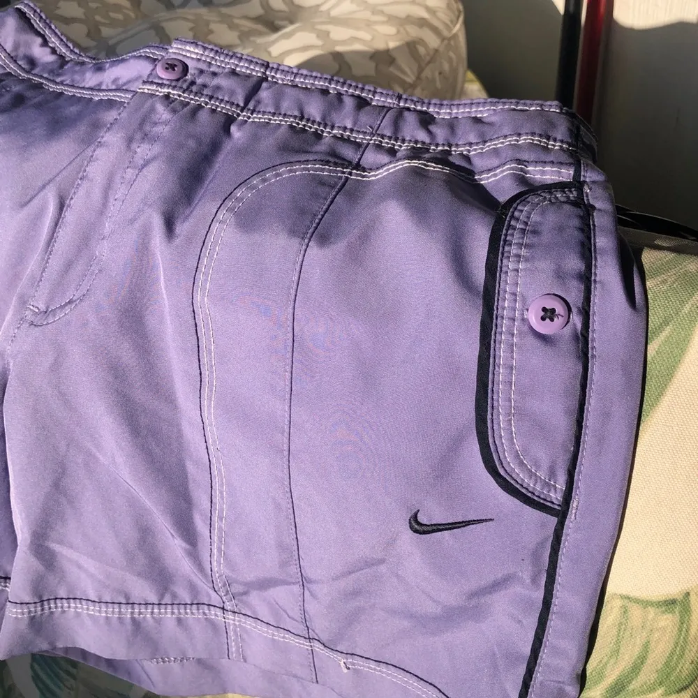 Nike Athletic Shorts with pockets Lilac Small - Image 4