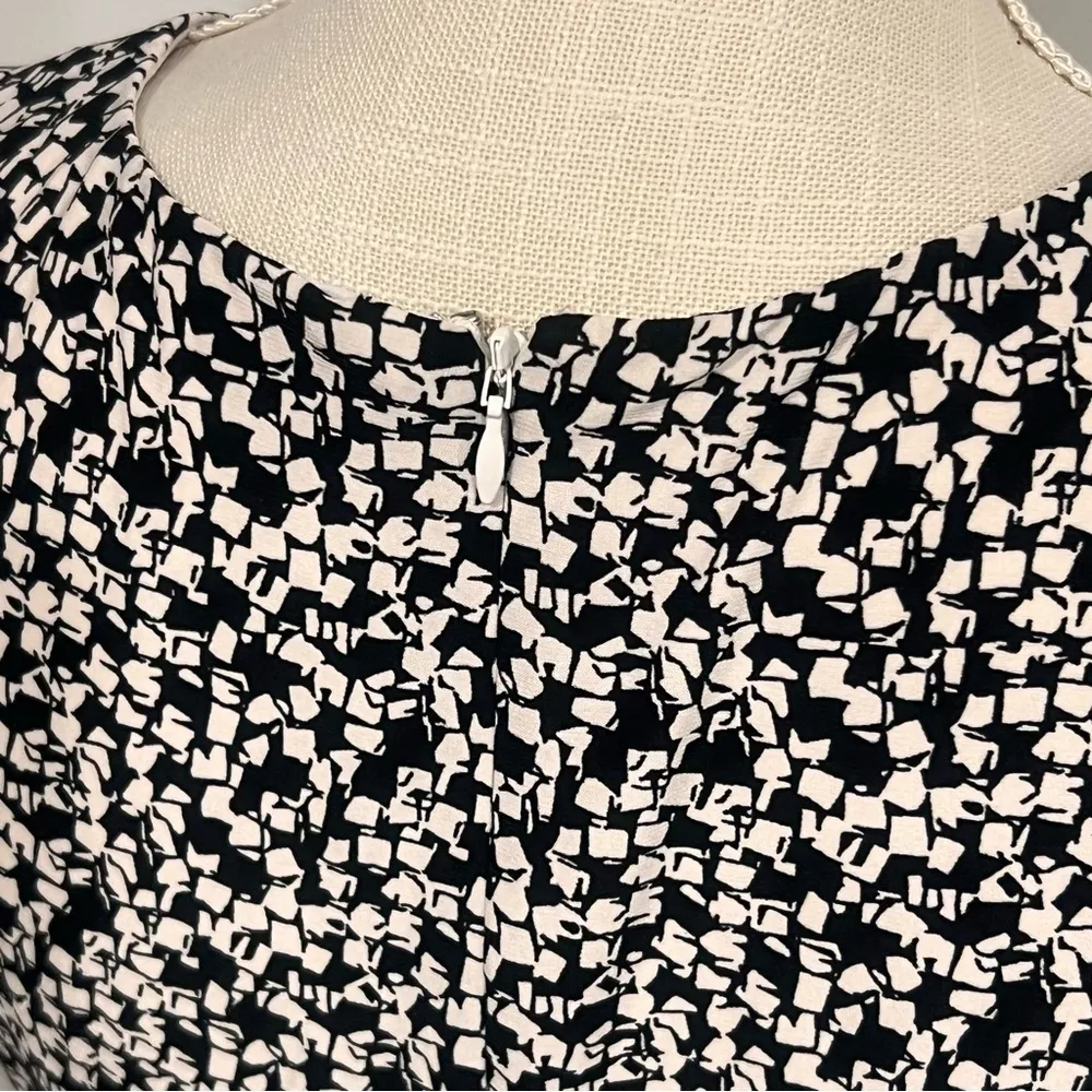 Anne Klein Long Black and White Sleeveless Dress Size 10 SKU#C24336 - Image 4