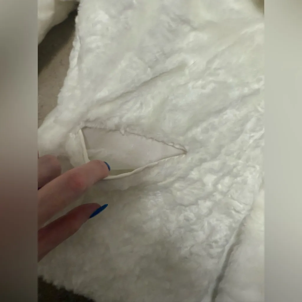 BB Dakota faux fur jacket - Image 5