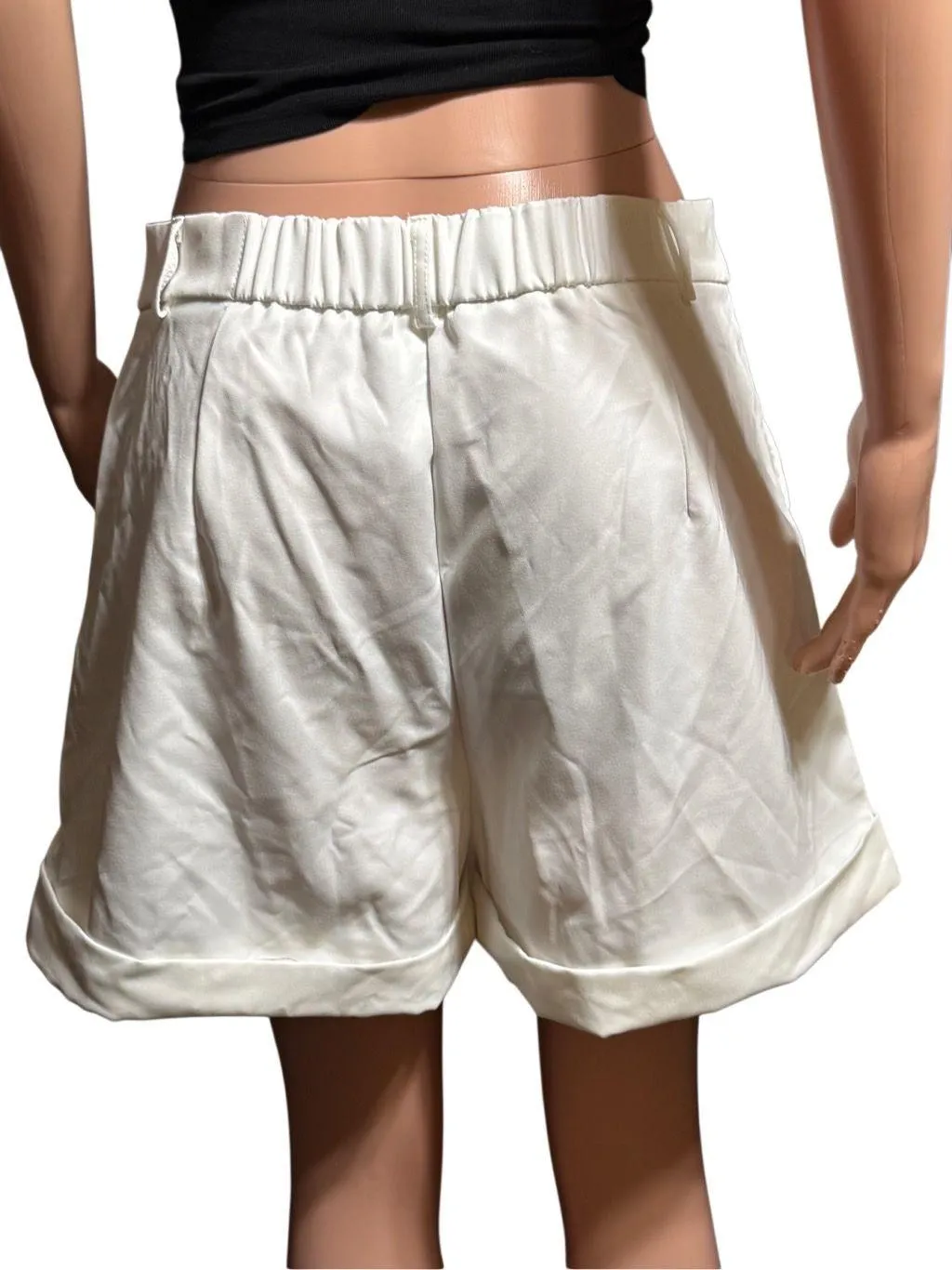 Shein women wide leg pleated white shorts XL - Image 4