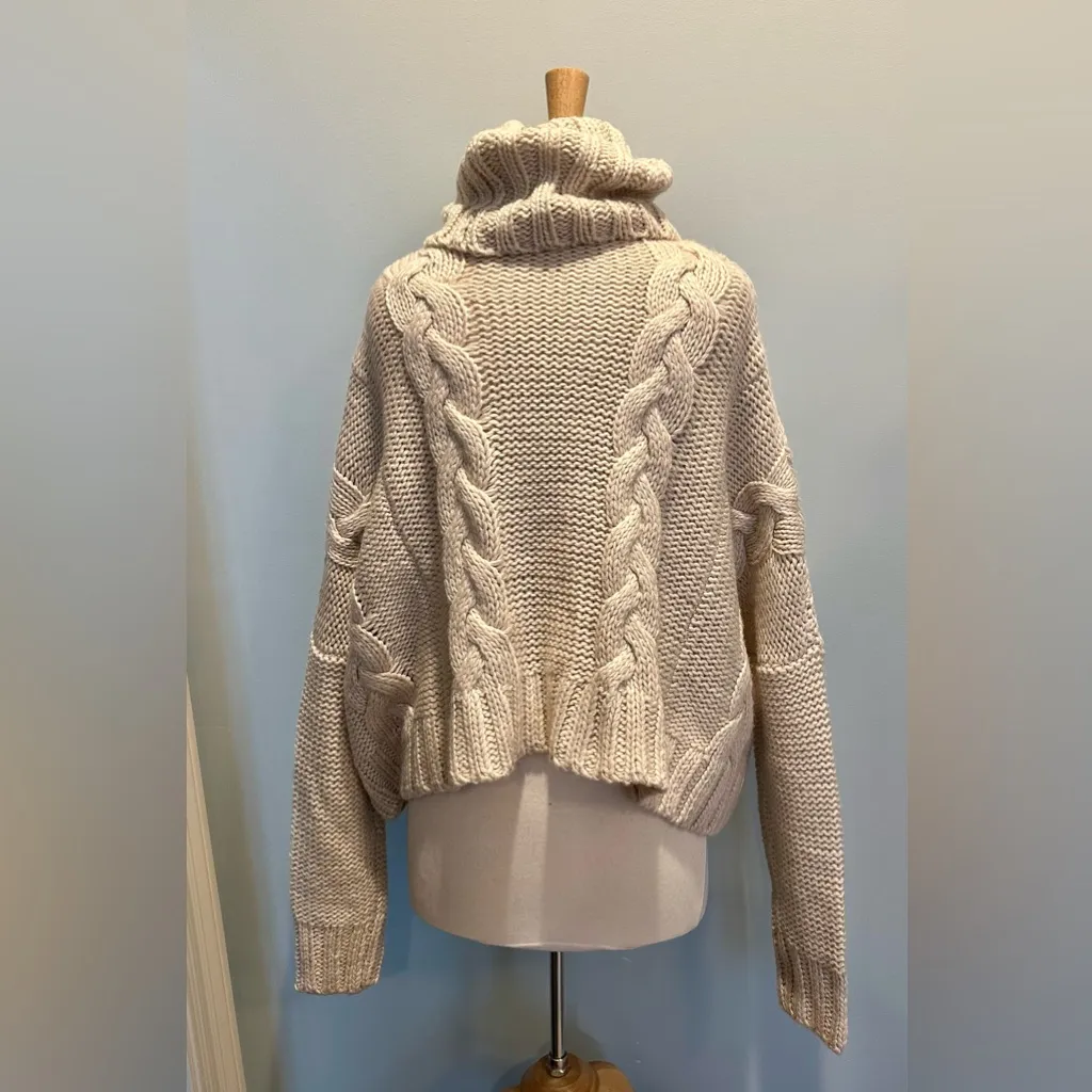 Love Stitch chunky Cable Knit Wool Blend Cowl Neck Cropped oversized sweater M Size M - Image 5