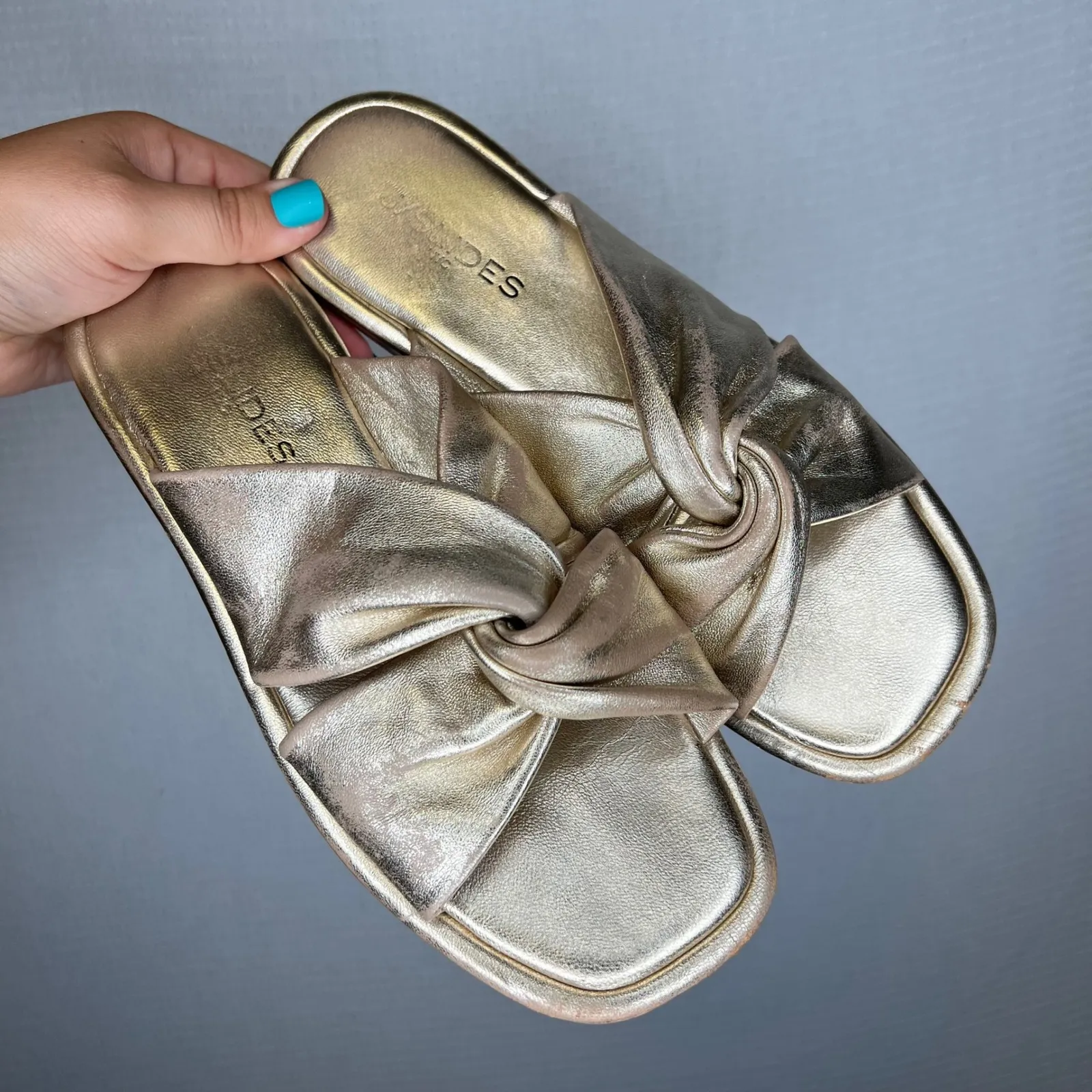 J/Slides NYC Yaya Gold Leather Knot Slide‎ Sandals Women's Size 8 - Image 4