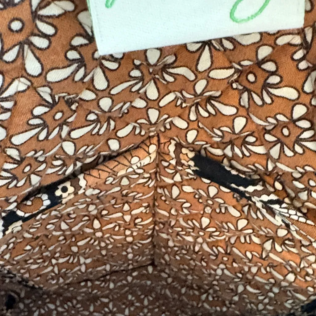 Vera Bradley  Black and Gold Embroidered Backpack - Image 13