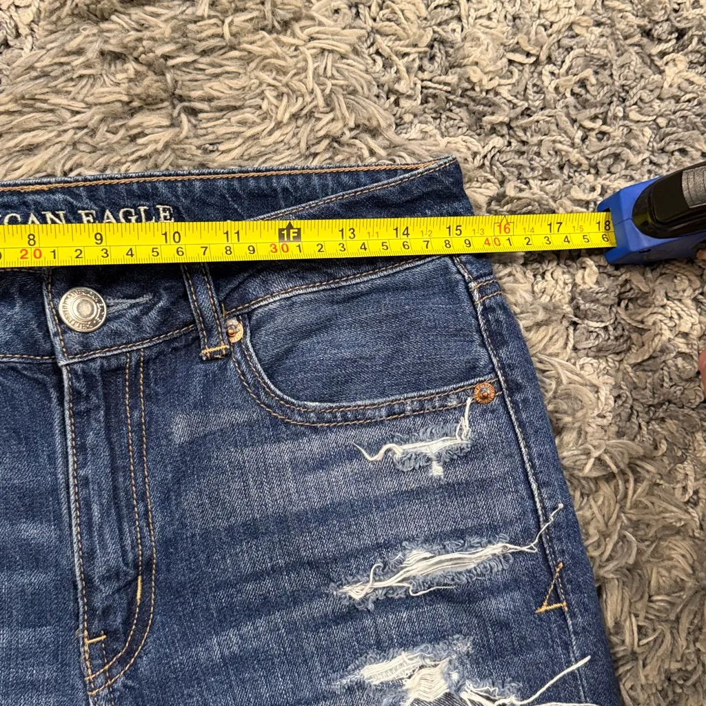 Tomgirl Bermuda Shorts - Image 2