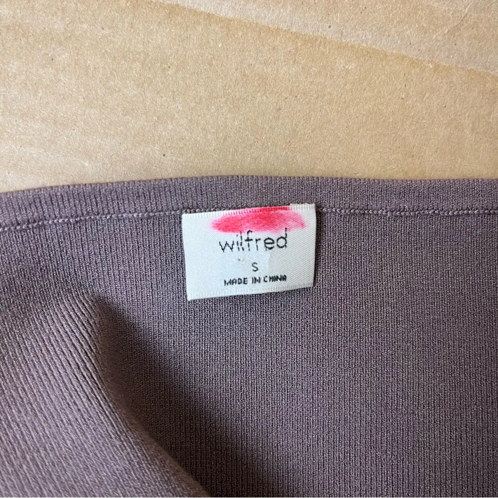 Aritzia Wilfred Sheer Puff Sleeve Crop Top - Image 7