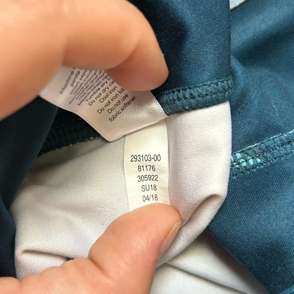 Athleta Elation Powervita 7/8 Tight Paradise Floral size XS teal white. - Image 10