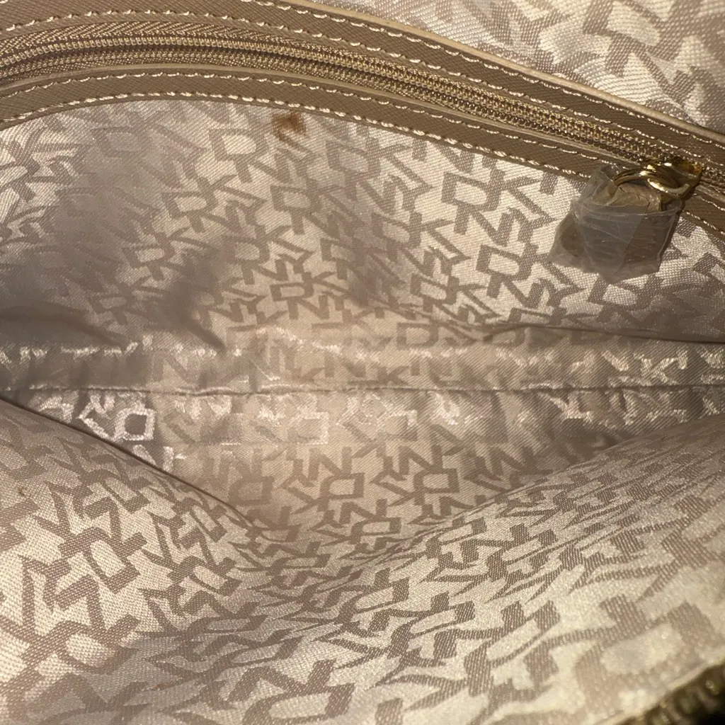 DKNY  Chain Strap Bag - Image 3