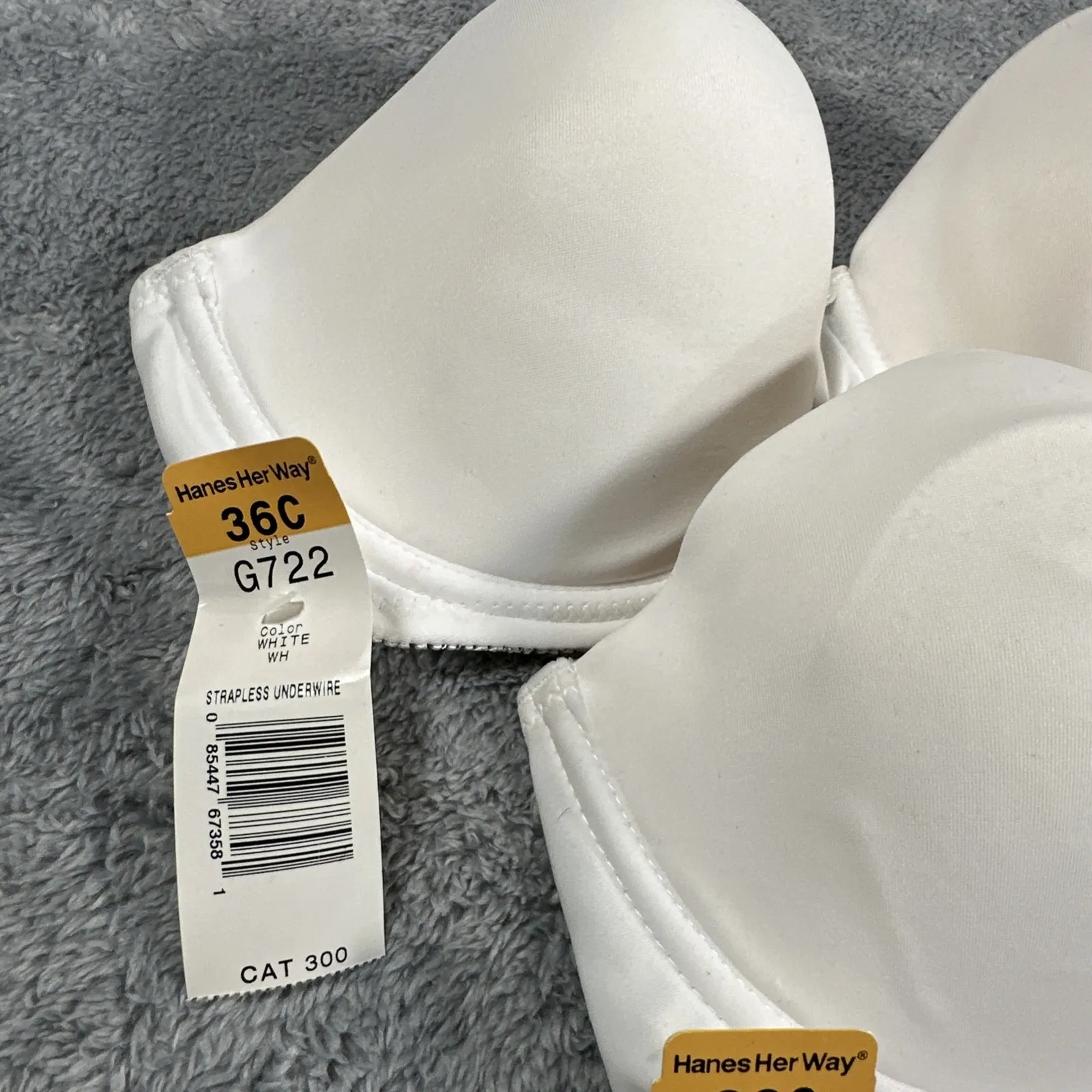 NEW Vintage Hanes Her Way Strapless Bra 36C White Underwire Cotton Padded G722 - Image 2