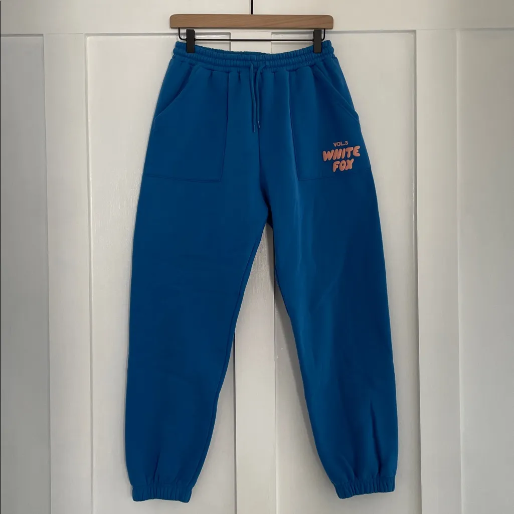 WHITE FOX Offstage Relaxed Jogger Sweatpants Vol. 3 in Azure Blue Size M - Image 2