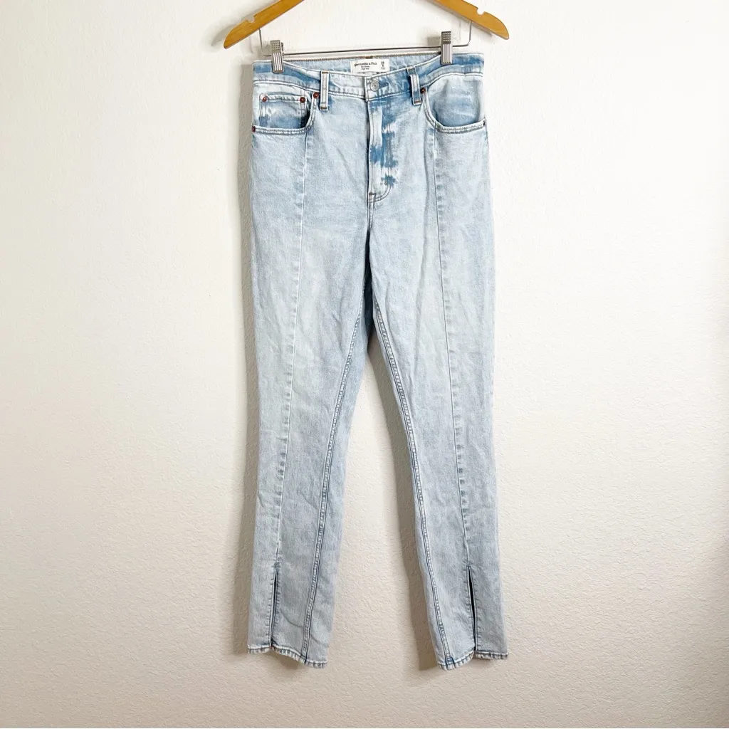 Abercrombie & Fitch The Skinny High Rise‎ Light Wash Slit Front Jeans Size 29/8 - Image 2