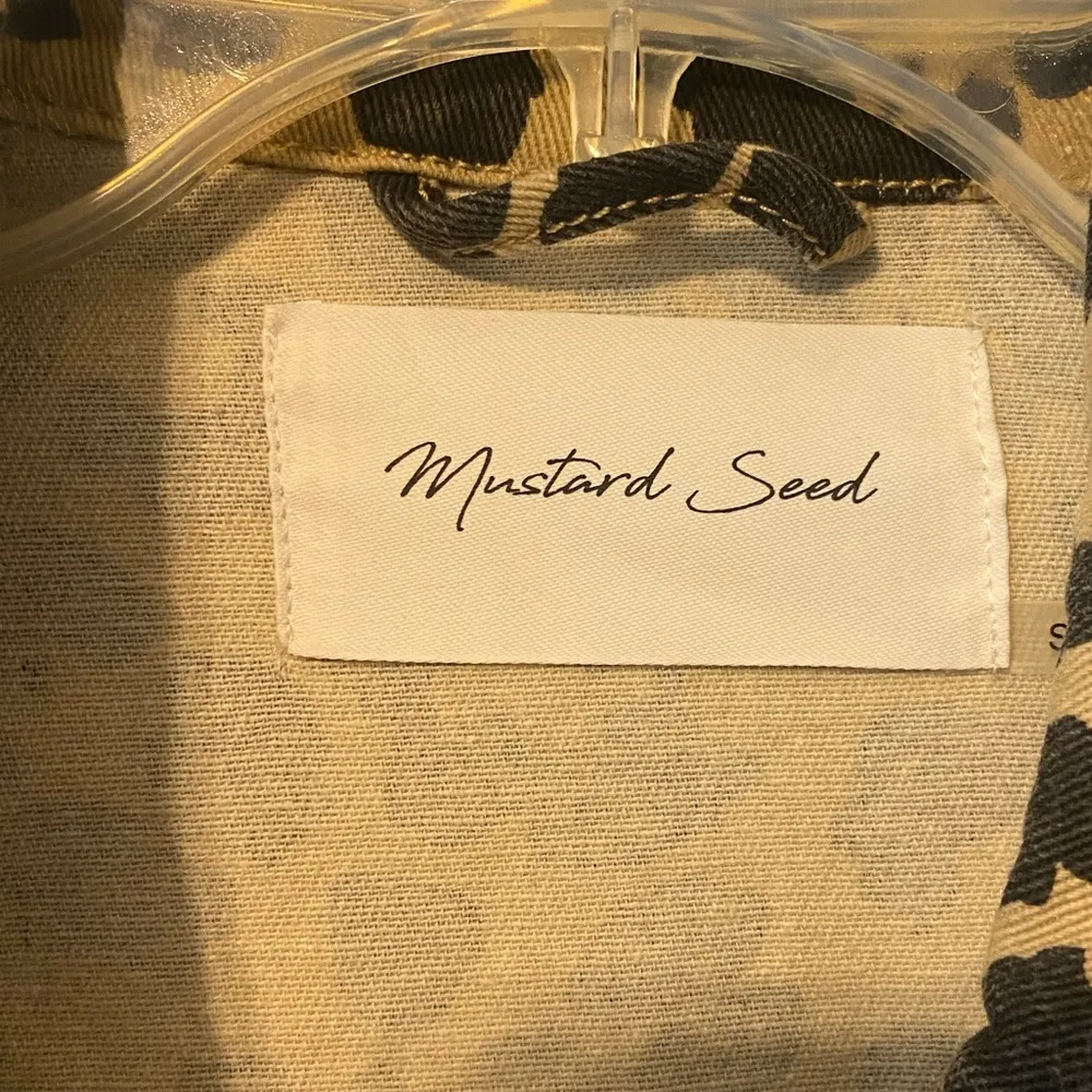 Mustard Seed Leopard Print Button Jacket Size Small - Image 5