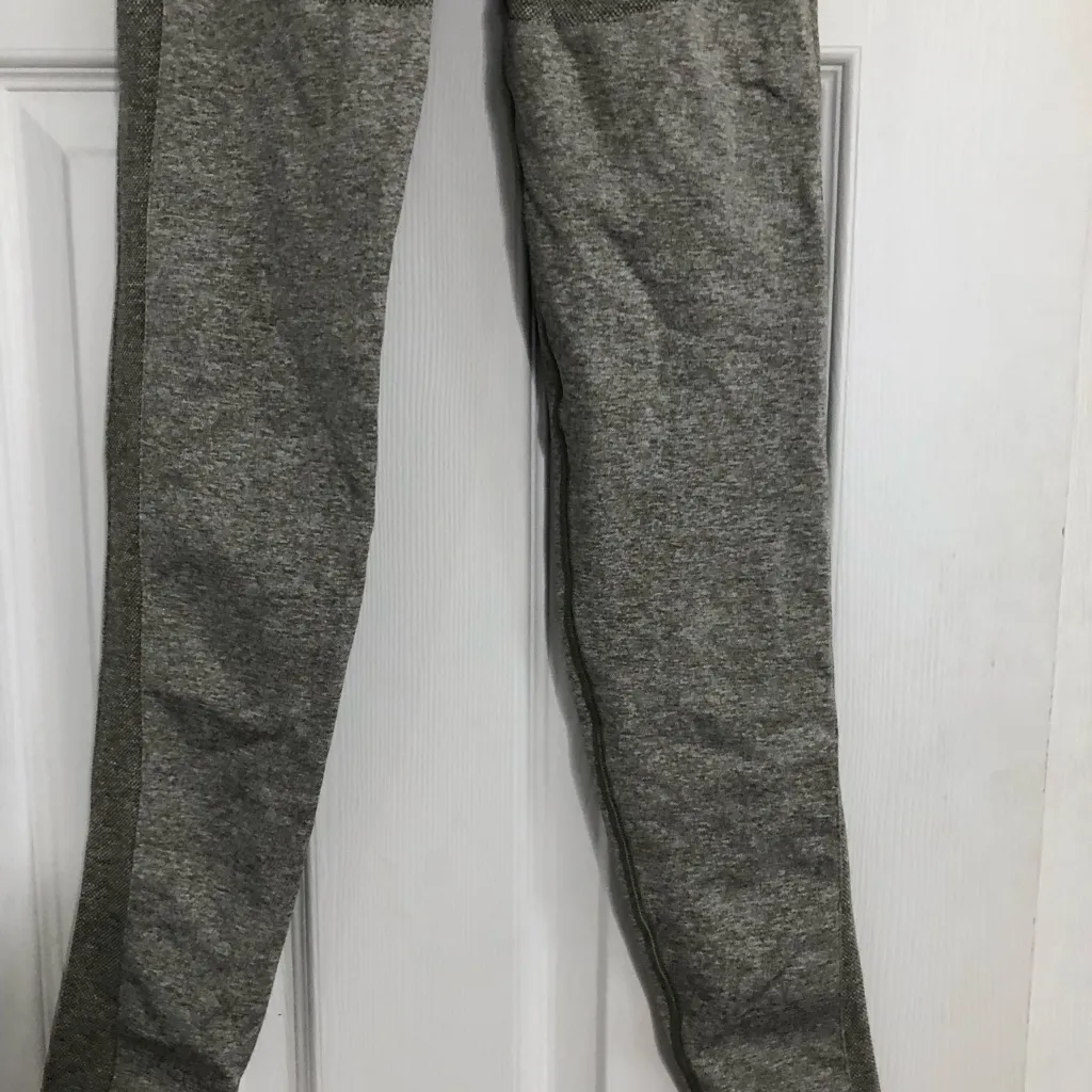 Gymshark flex women’s high waist leggings‎ fits size XS or small tan - Image 11