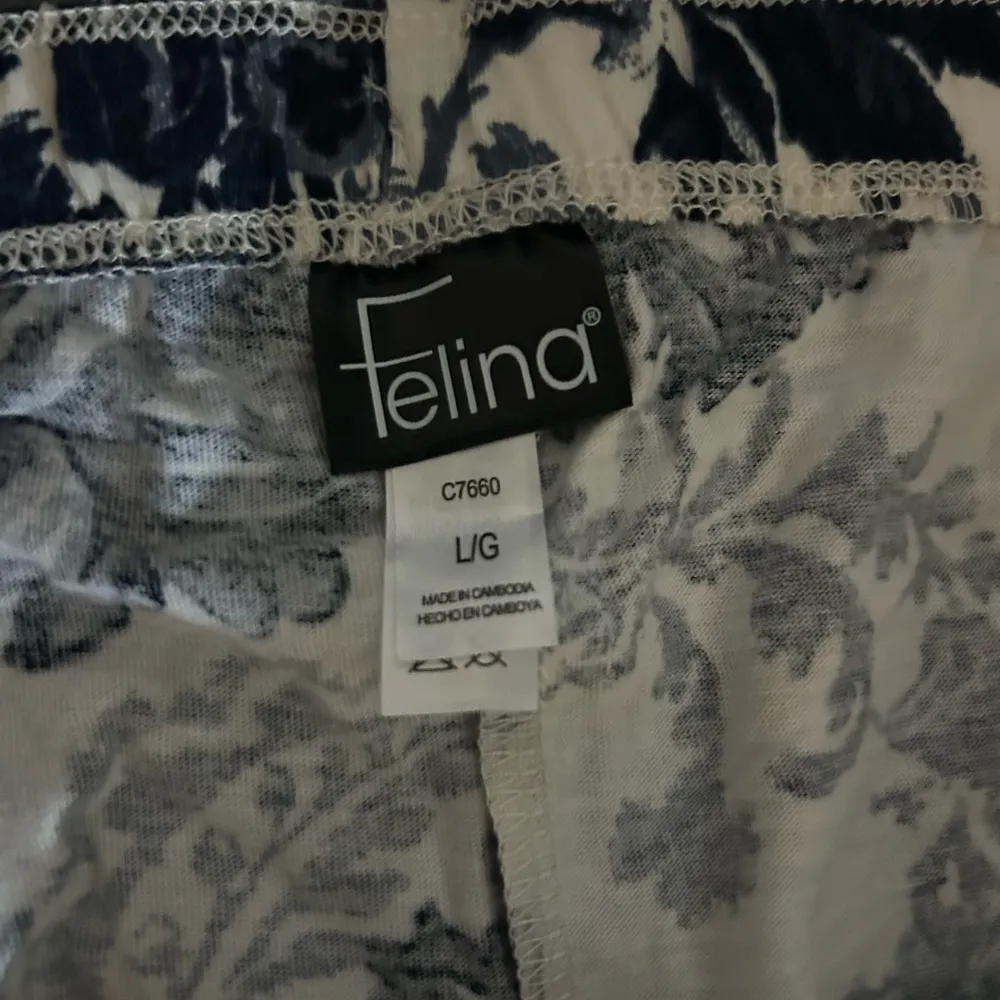 Felina Women's Navy Short Sleeve Pajama Top - Image 5