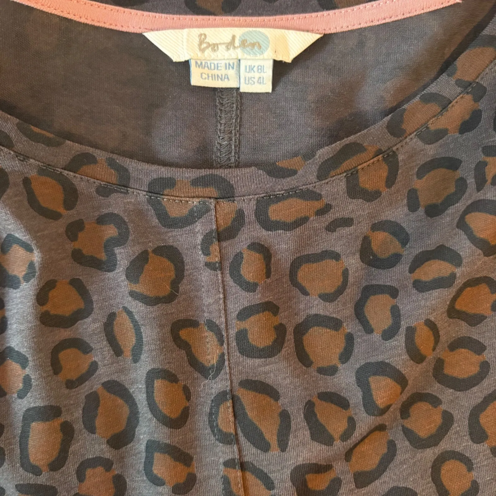 Boden gray leopard print tunic swing dress.‎ Size 4 Tall. EUC - Image 7