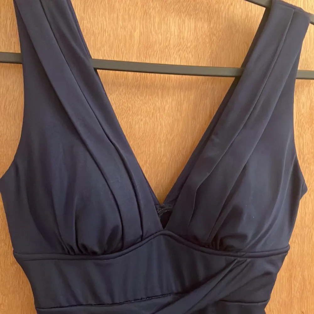 Emerald Sundae navy blue sexy cocktail dress size small - Image 5